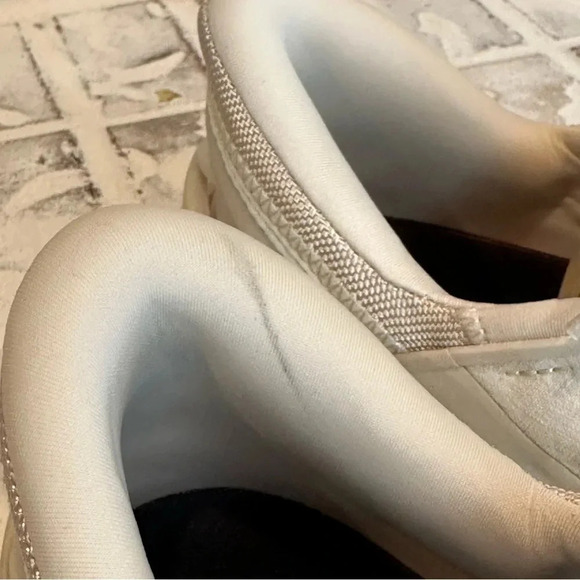 Kizik Men’s Wasatch Color Sand Monochrome Wide Athletic Sneaker Size 12 - Picture 10 of 10